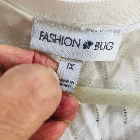 Dainty Frilly Cotton Short Sleeve White Shrug - Picture 2 of 4